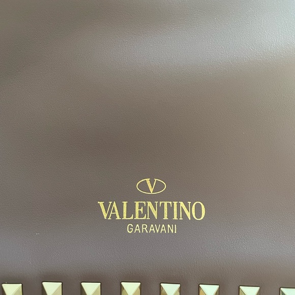 Valentino Garavani Small Calfskin Rockstud Bag - Picture 14 of 16
